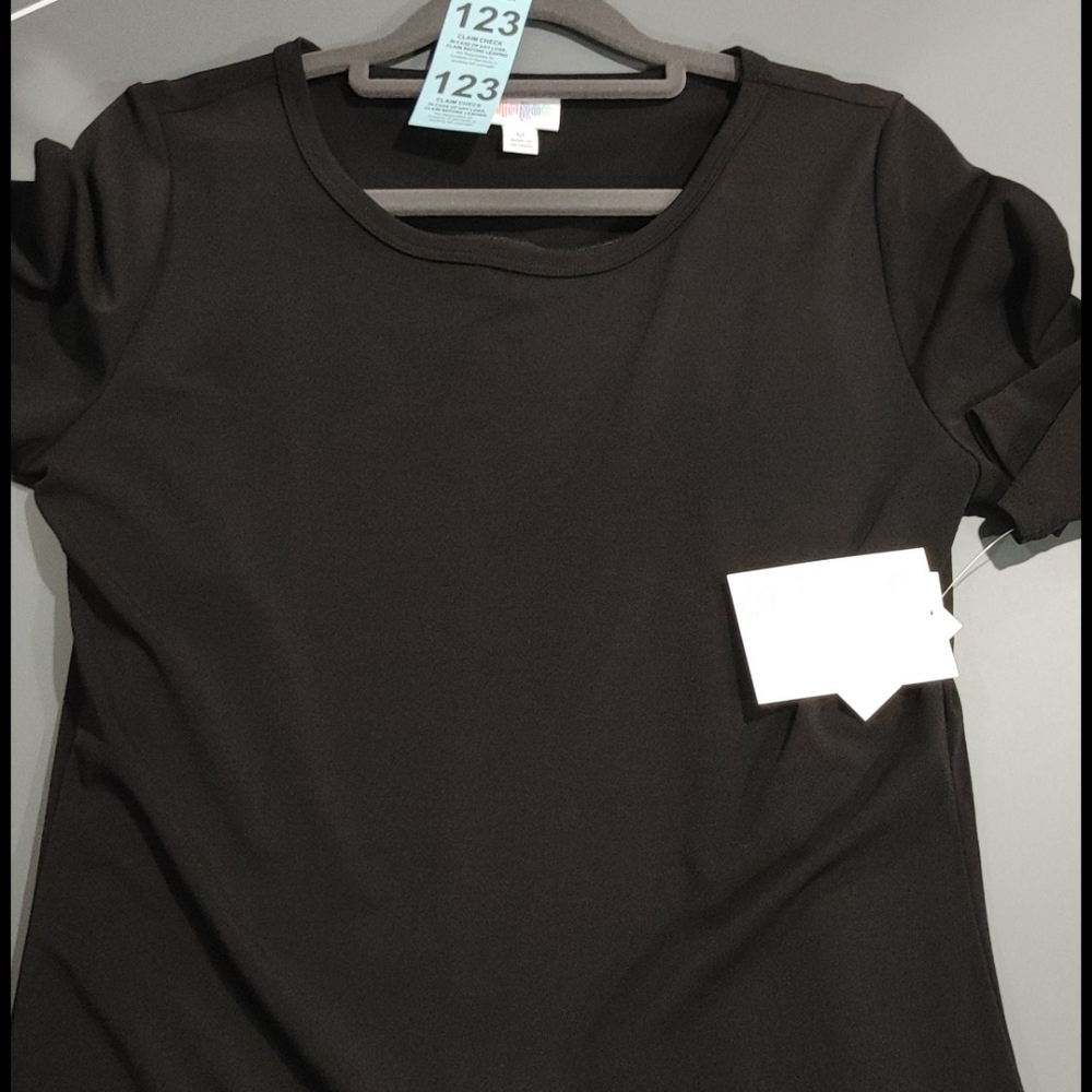 LuLaRoe Black Noir Gigi Medium